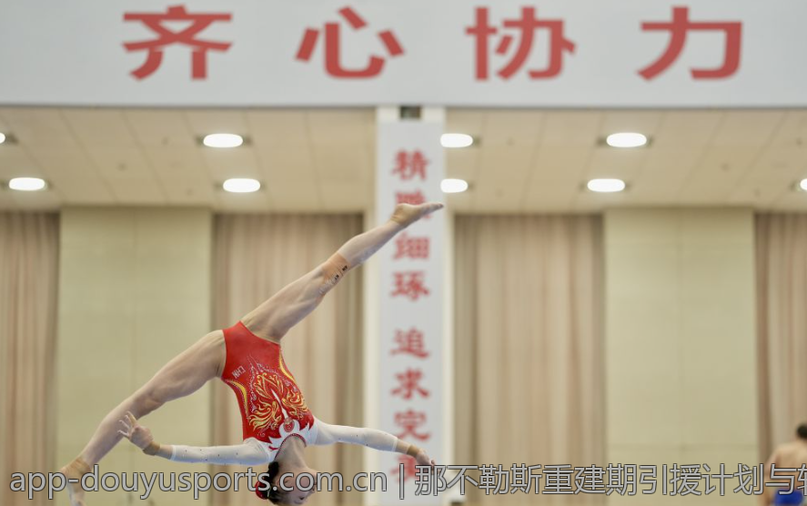 那不勒斯重建期引援计划与转会消息深度分析